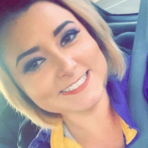 Meet your Posher, Holly